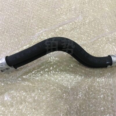 Car Engine oil pipe 2010-2016Por sch ePa nam era 3.6L 4.8L 3.0T gearbox radiator oil pipe Cooling oil pipe hose assembly